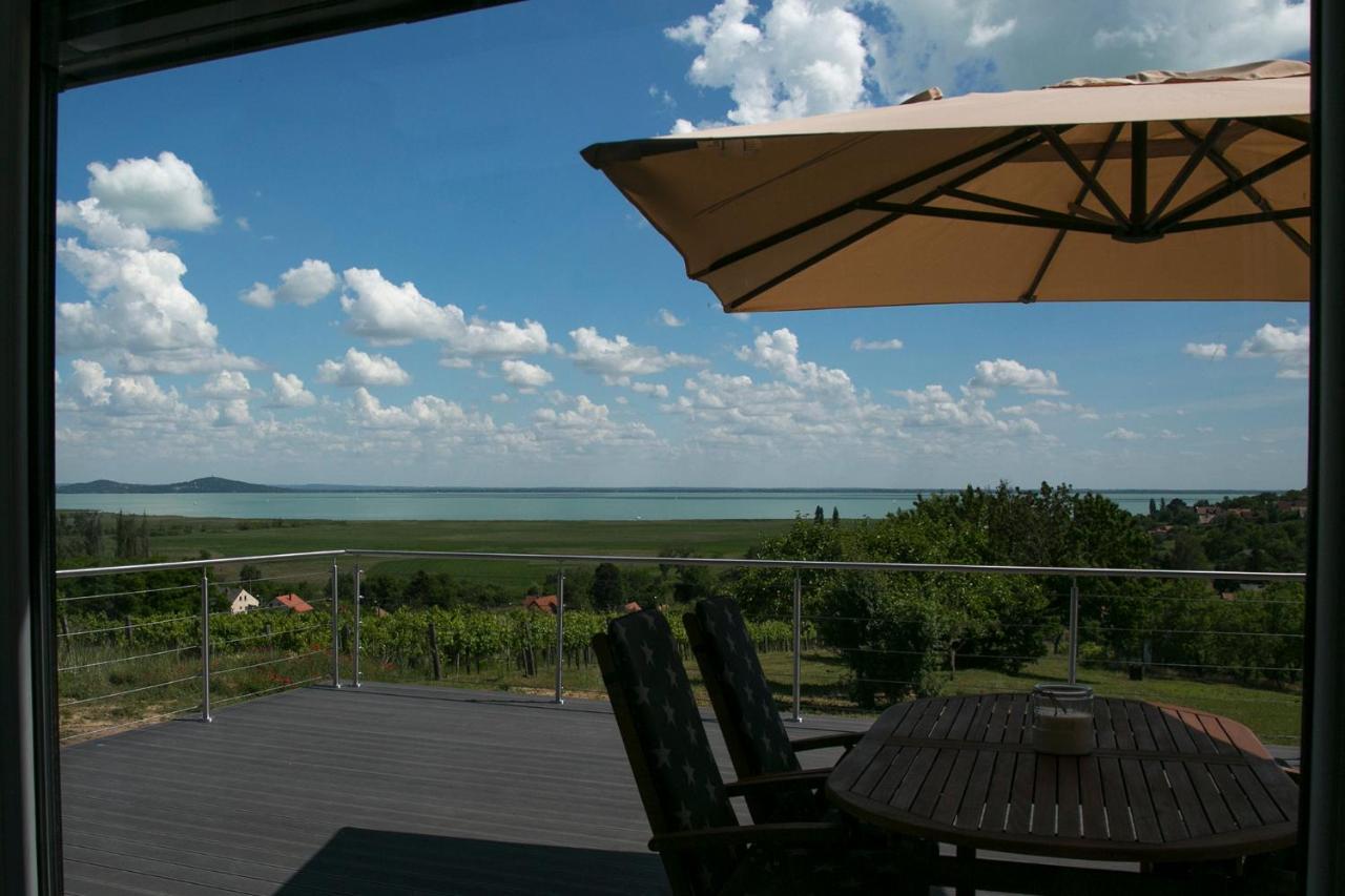 Panorama & Vino Szigliget Villa Luaran gambar